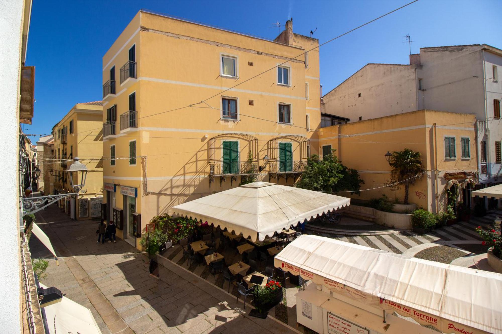 Alghero Appartamento In Centro Casa Ferret Exterior photo